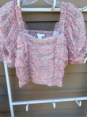 H&M New Elegant Pink Floral Smocked Puff Sleeve Crop Top soft comfortable S